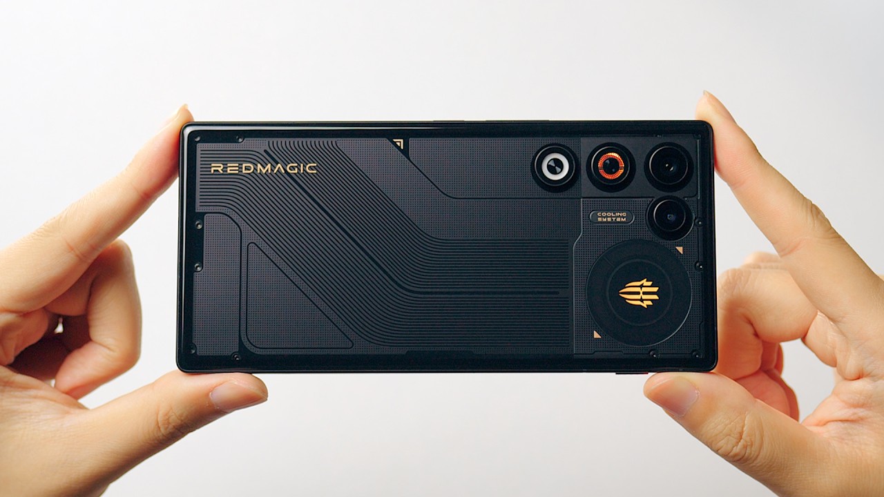 【红魔11 Air 评测】薄骨不驯极境在，驭风为甲斩狂澜？