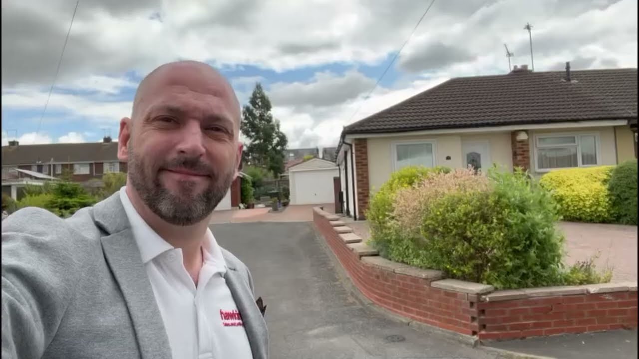 Bungalow for Sale in Exhall- David Road with Hawkins