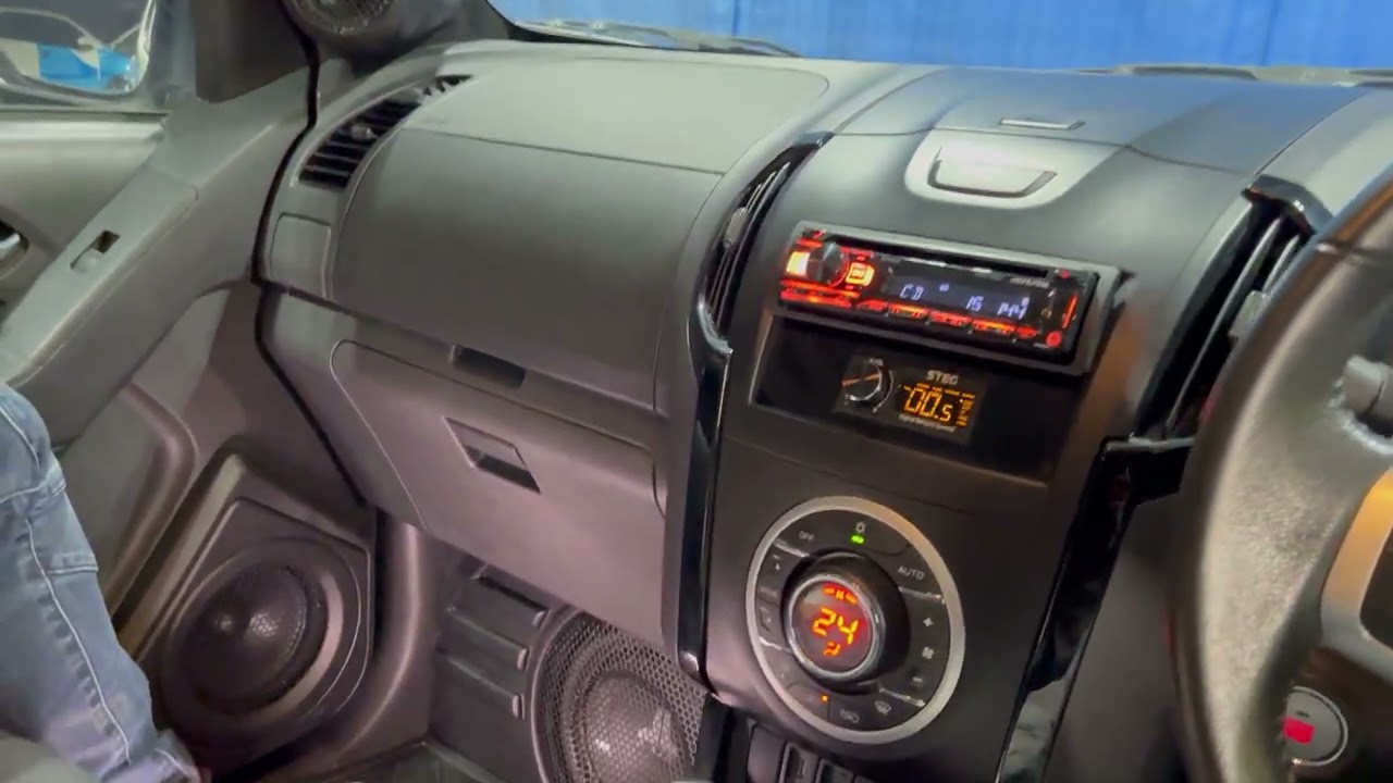 Isuzu D-max  รถแข่งเครื่องเสียงSQ เสียงดี มีเวทีเสียง