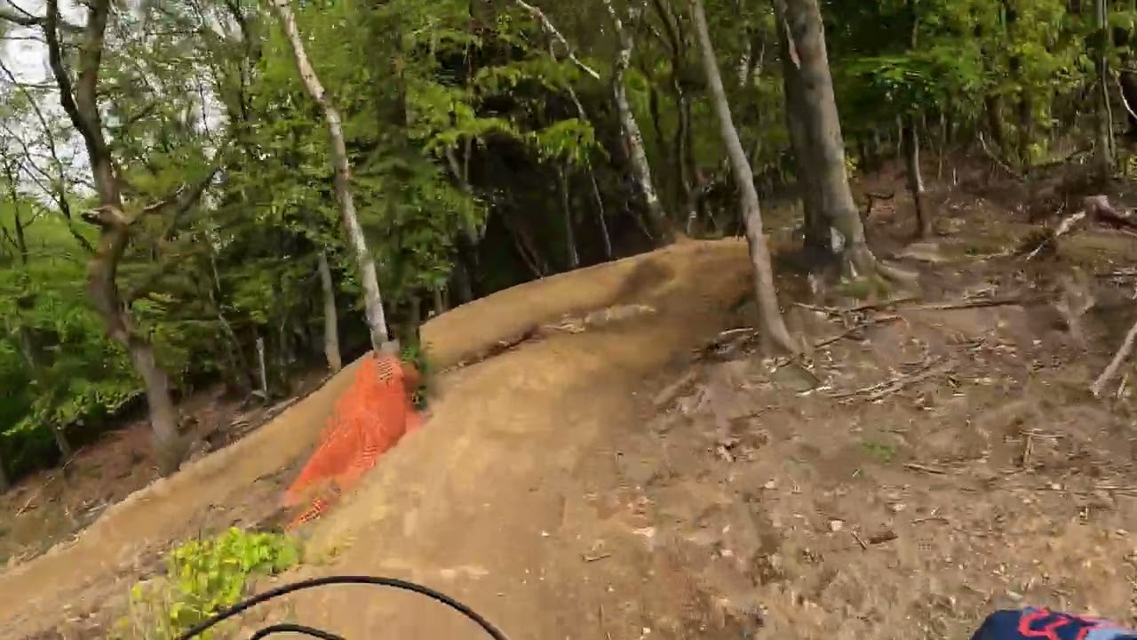 Healey Nab New Red Trail 😎
