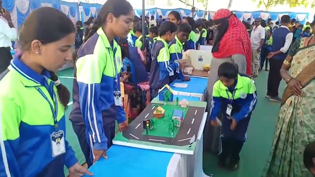 ಶಿಡ್ಲಘಟ್ಟ ಶ್ರೀ ಶಾರದಾ ವಿದ್ಯಾಸಂಸ್ಥೆಯ ವತಿಯಿಂದ ರೋಬೋಟಿಕ್ ವಸ್ತು ಪ್ರದರ್ಶನ | Sidlaghatta | Chikkaballapur
