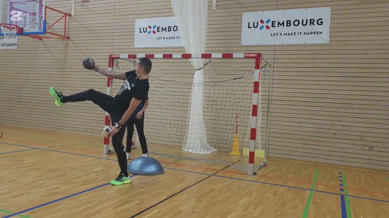 Goalkeeper training by Rajko Milosevic