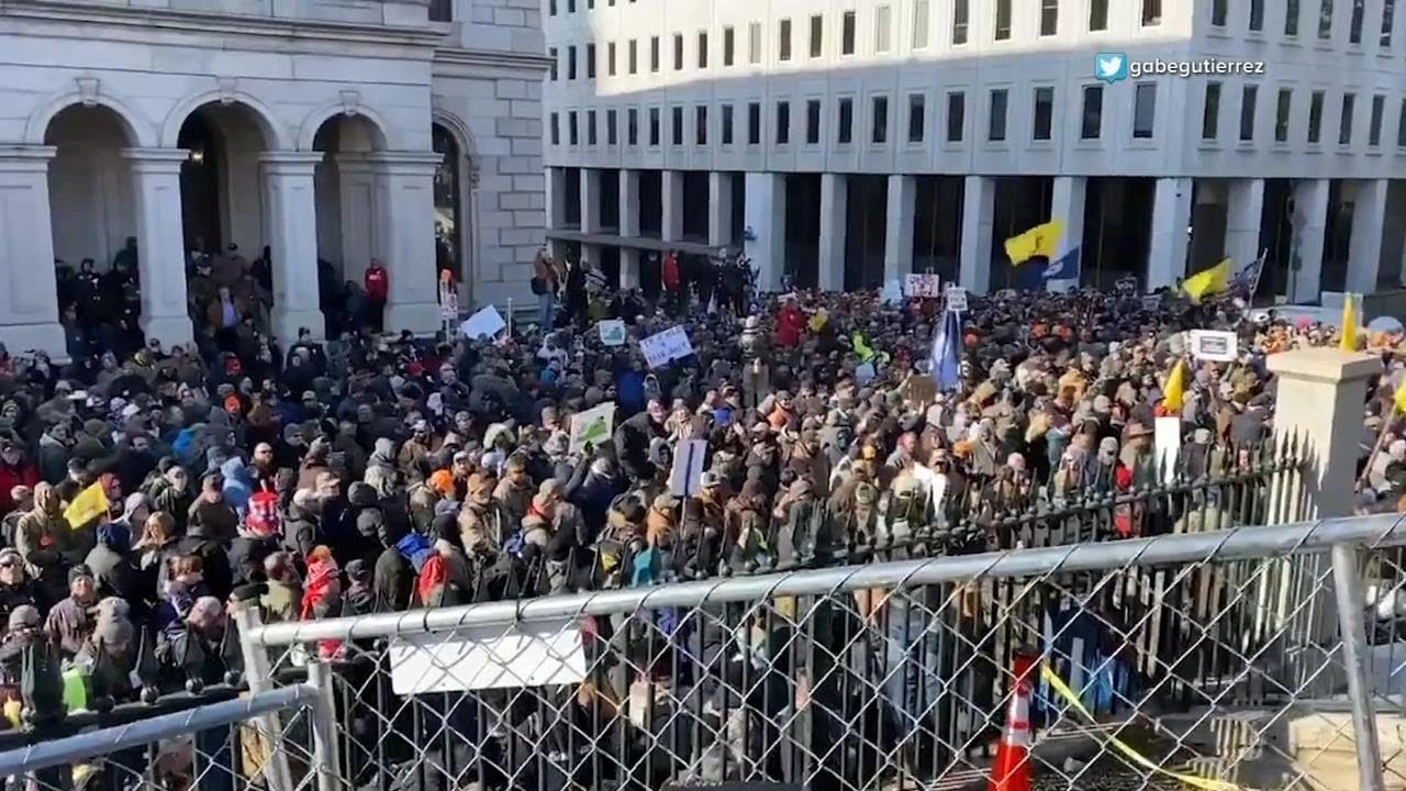 Pro-gun rally in Virginia ends peacefully