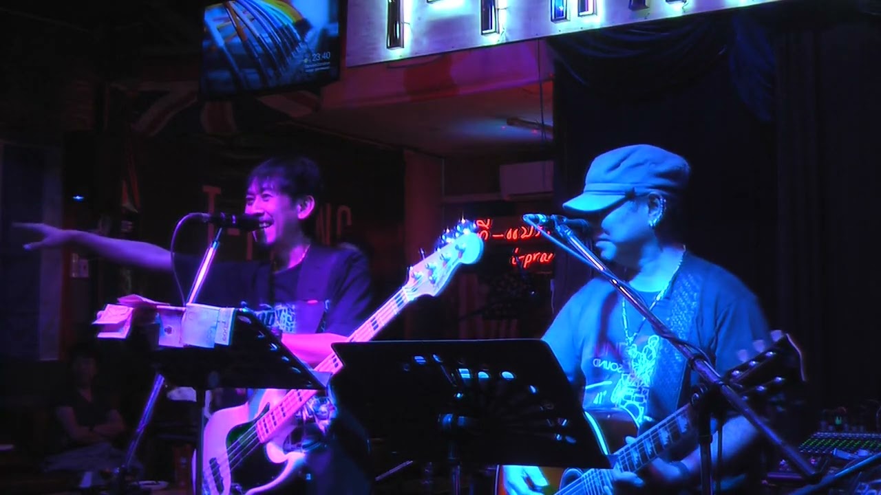 streetmusic 165c Big PAPA at T-Prang Bar & Restaurant 14.03.25 Part c