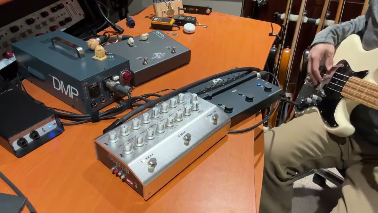 Bass Preamp/DI shootout - Leleh Basswitch IQ DI, Grace Design Felix, RNDI, BAE 1073 DMP, Caveman BP1