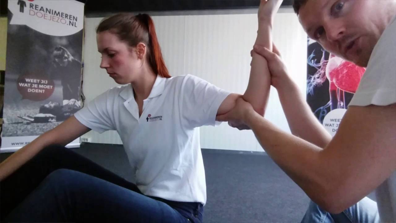 Drukpunten bij een catastrofale bloeding (first aid under danger)