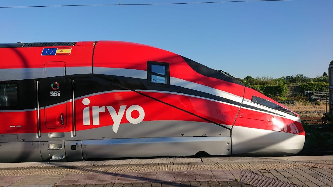 Iryo un FrecciaRossa sotto la corona di Spagna