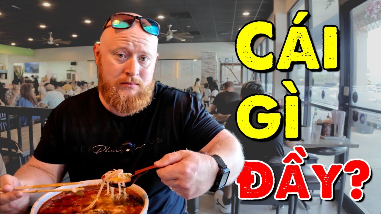 I can't believe they mixed these Vietnamese dishes!