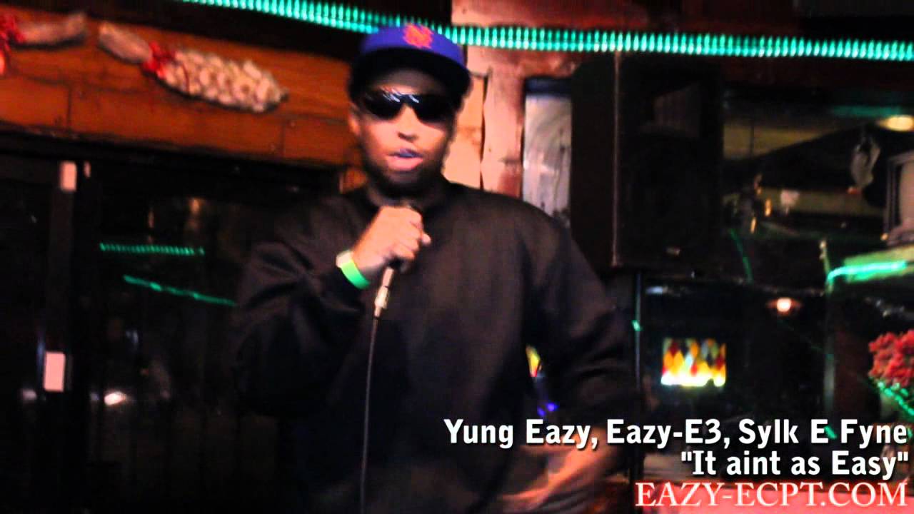 Yung Eazy - It Aint As Eazy feat Baby Eazy-E (E3) Performance @ The Green Turtle