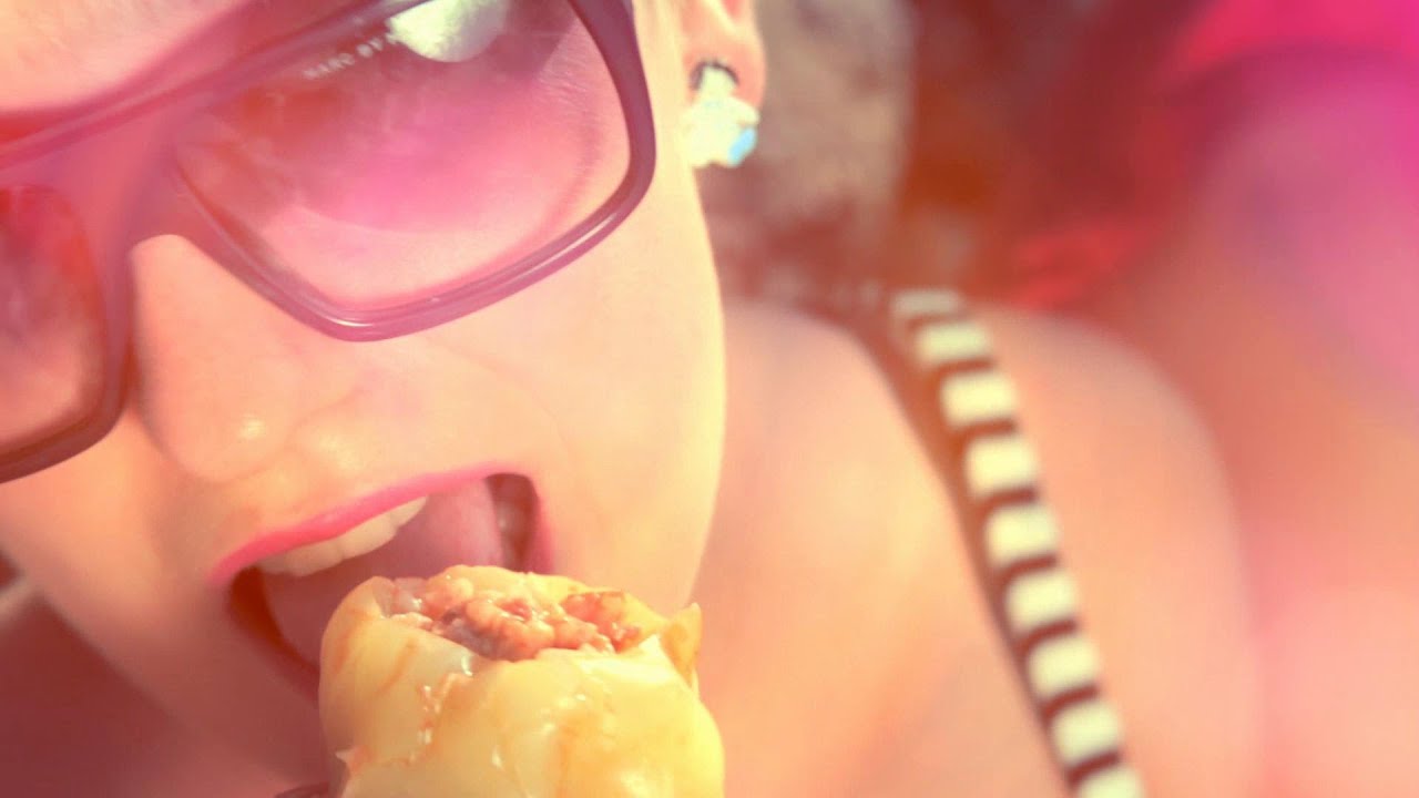 Dječaci - PUNJENE PAPRIKE (OFFICIAL VIDEO)