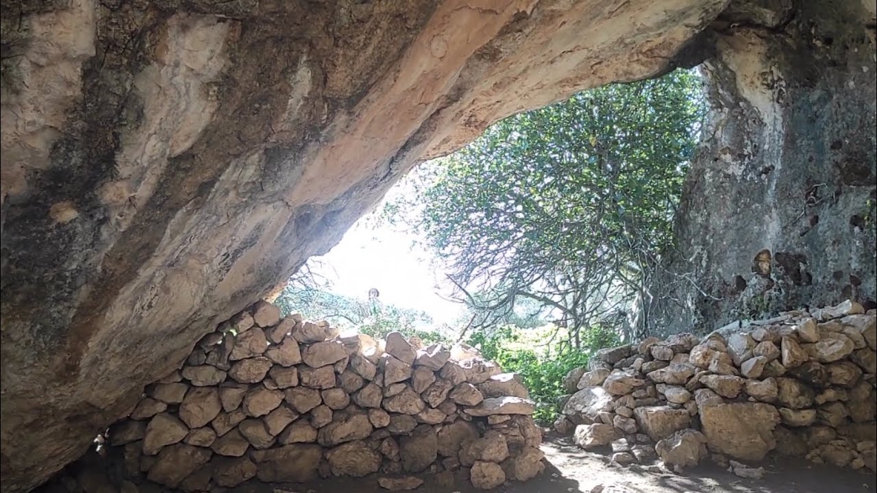 Cueva del Higueral