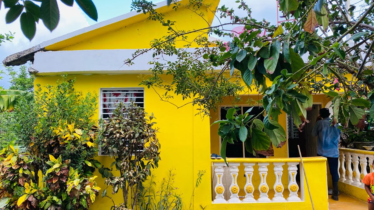LA VIDA DEL CAMPO ES BELLA CON FELÍCIA EN EL CAMPO LOMA DE LA BESTIA, REPÚBLICA DOMINICANA