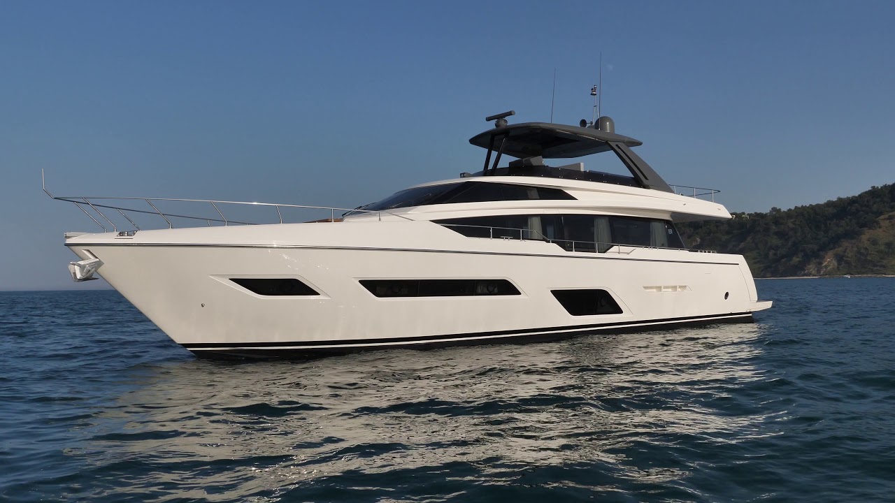 Luxury Yacht - Ferretti Yachts 780