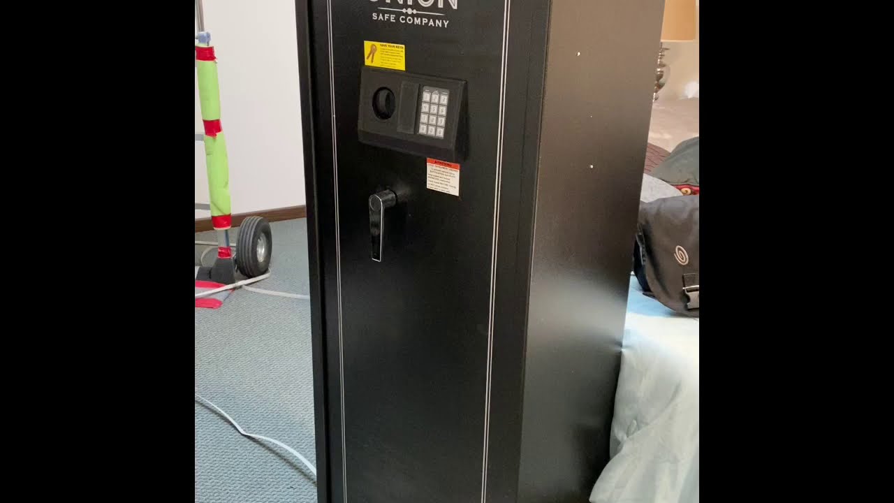 HFT Harbor Freight Union Safe 10 Gun Executive Safe unboxing and review