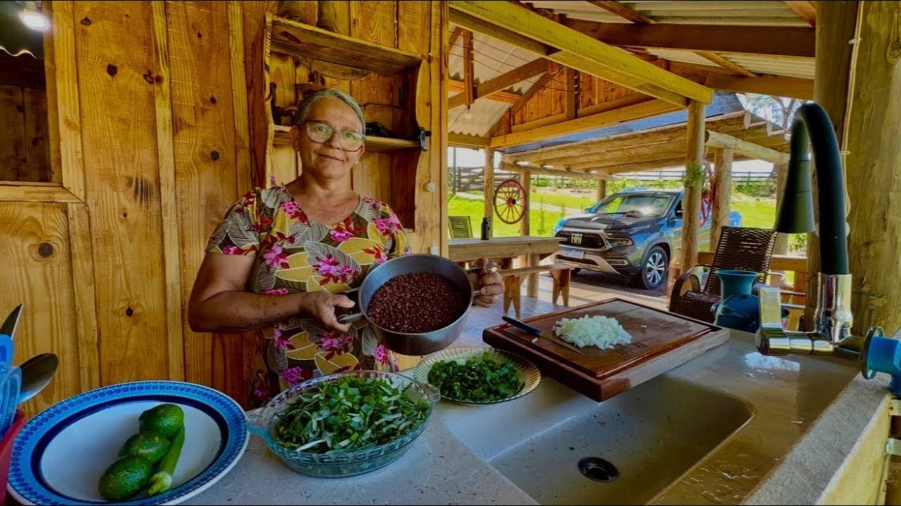 Plantamos o feij&atilde;o junto colhemos juntos e preparemos juntos # um delicioso almo&ccedil;o no rancho&hellip;