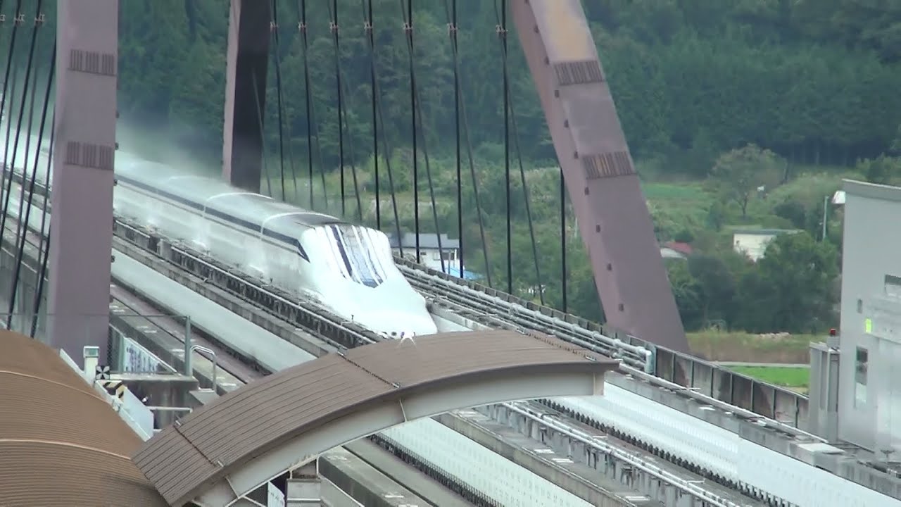 雨上がりの水しぶき疾走リニア！Yamanashi Maglev Test Line 2013年10月
