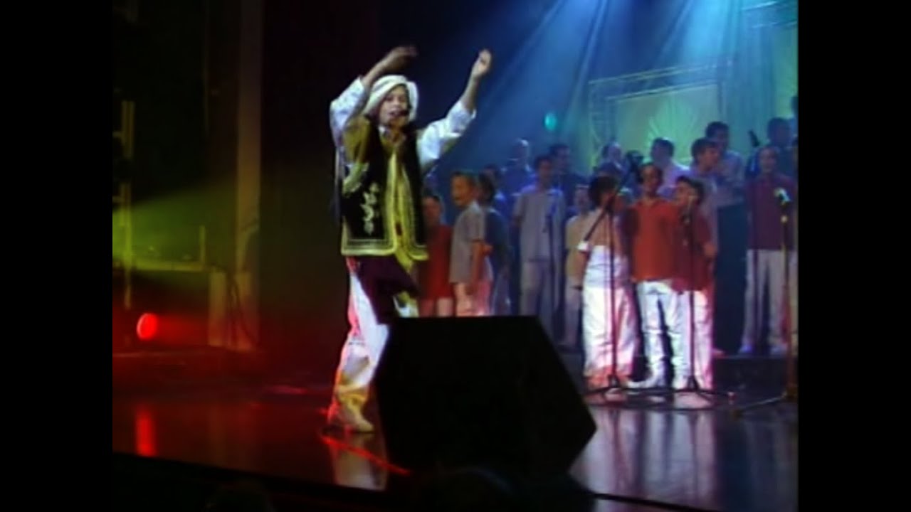 Les Petits Chanteurs d'Asnières - Aladin Tête d’allumette (Gala 2002)