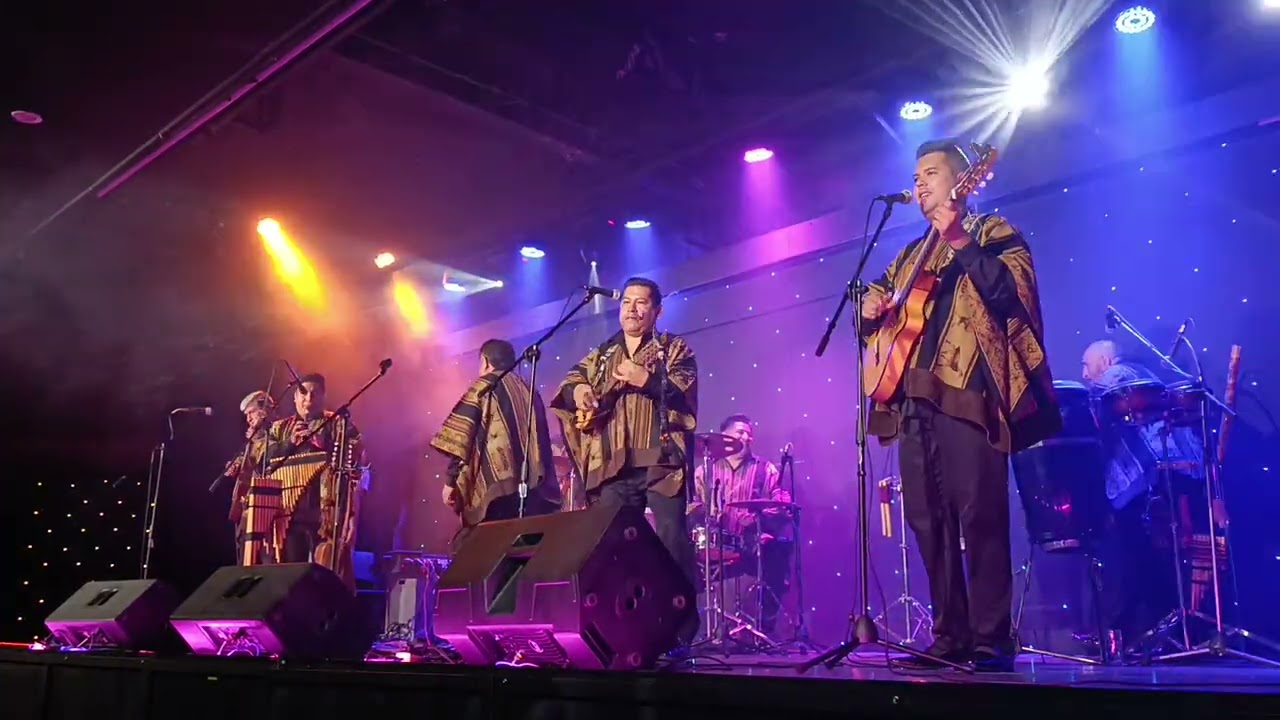 YURI ORTUÑO EN VIVO EN SANTA CRUZ 2