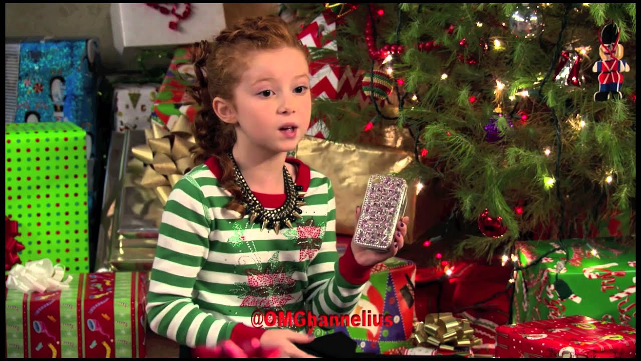 Stan Steals Christmas - Dog With A Blog - Season 3 Episode 6 sneak peek clip HD - G Hannelius