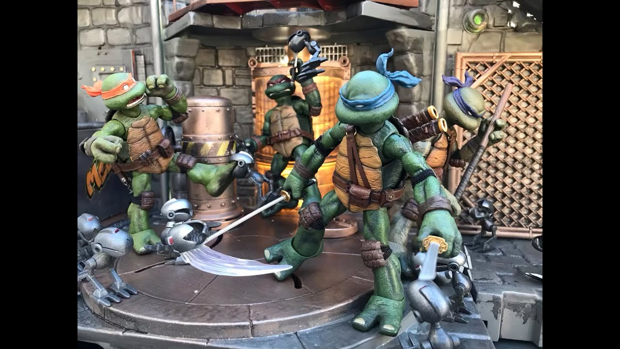 @MezcoToyzLLC One:12 TMNT Ninja Turtles Box Set - DisThunder Reviews