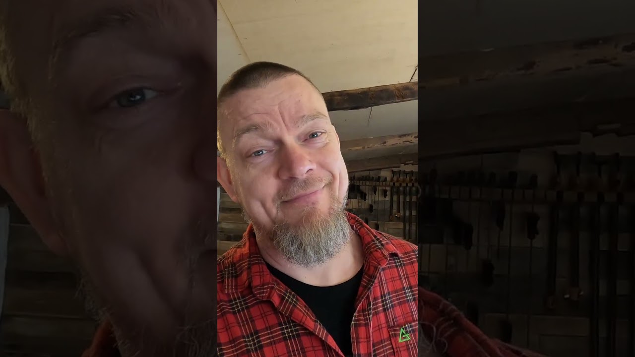 Guy admits WORST epoxy resin mistake ever 😳