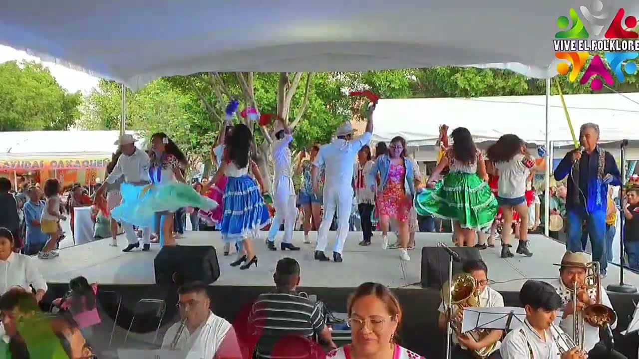 Sones de Putla y el Carnaval Putleco - Grupo De Danza Raices Oaxaqueñas