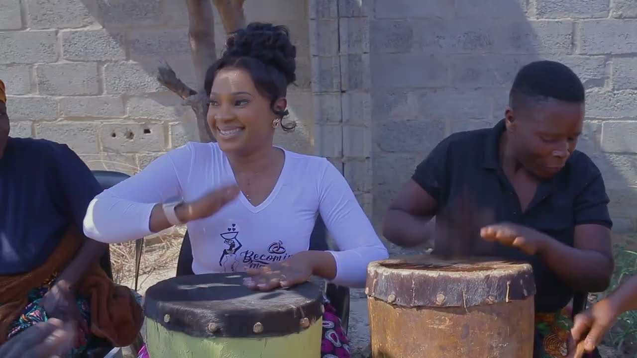 She Owned the Moment Bride on Drums  Zambian Wedding Tradition