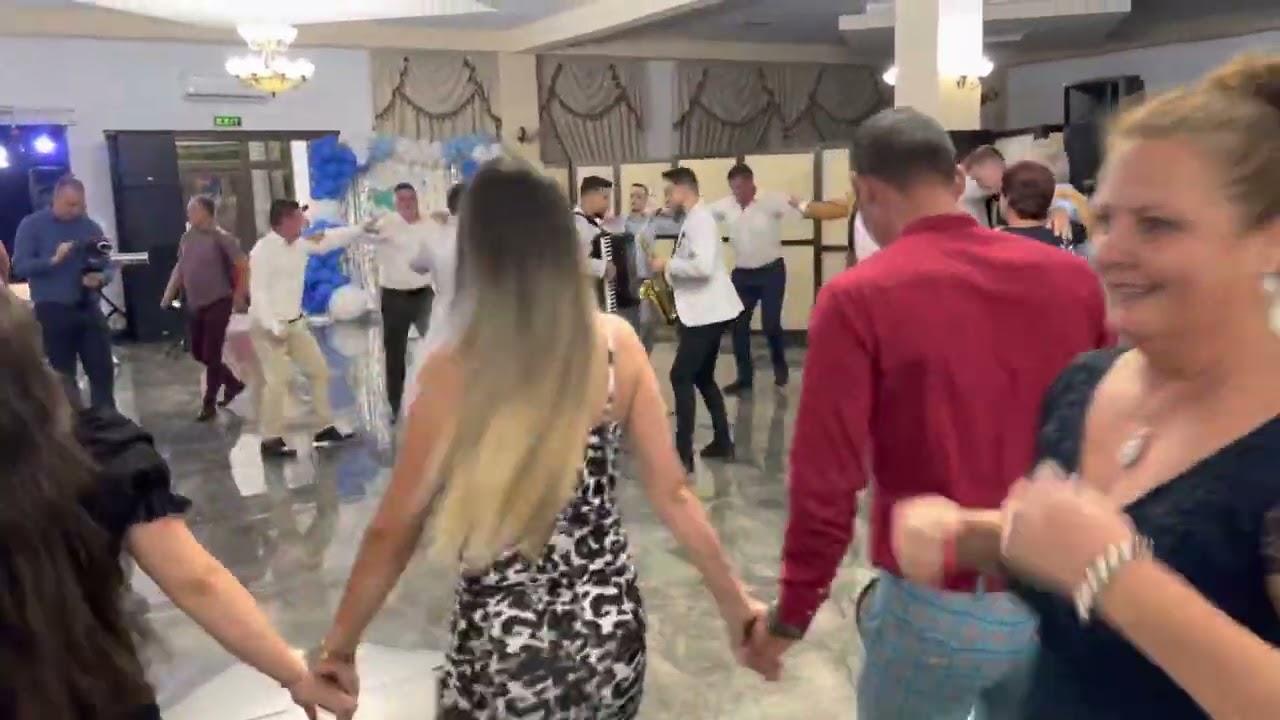 Formație nunta Bacau, Iași, Focșani - sârbe de joc - Formatia fratii Chilimbar 0752 321 718