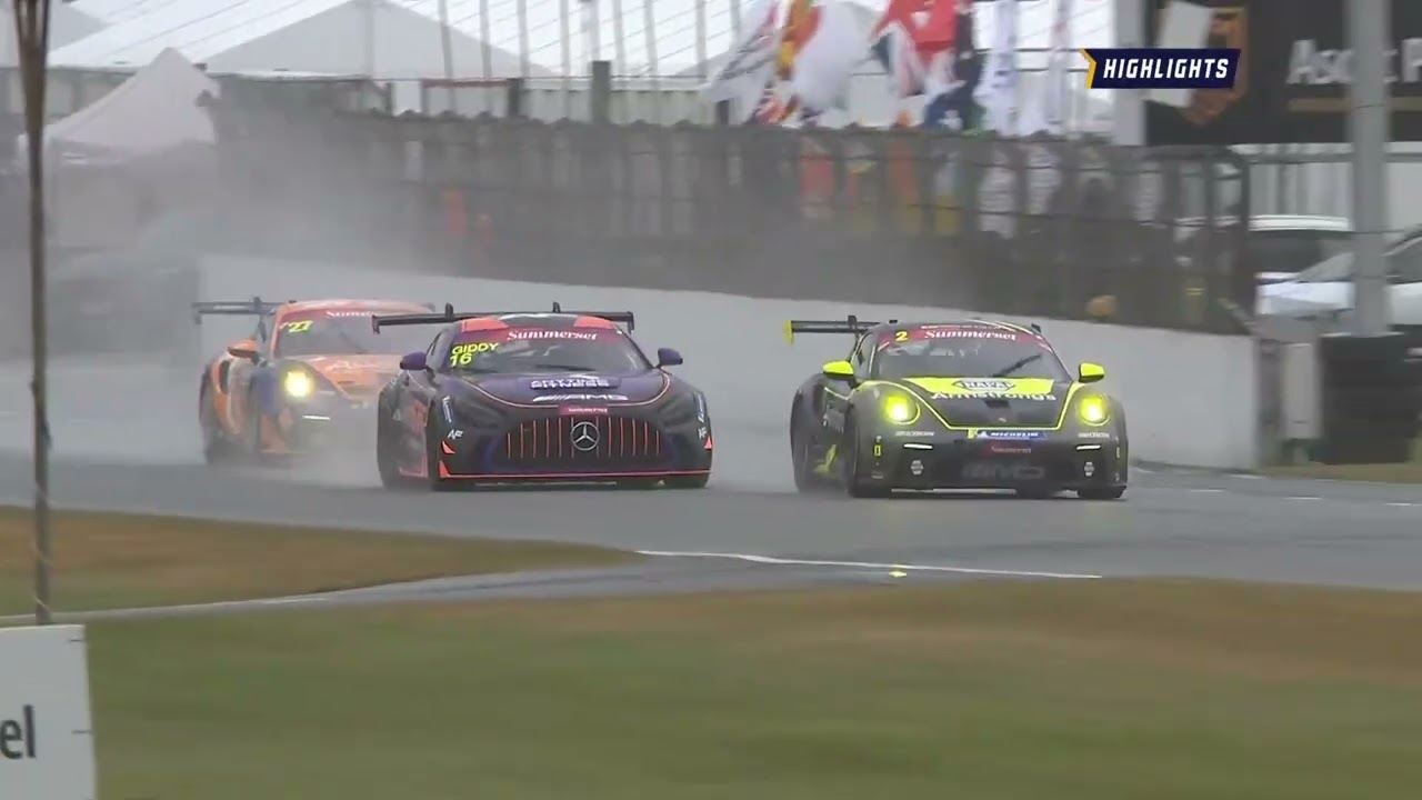 Summerset GT NZ Championship Race one Teretonga international Highlights