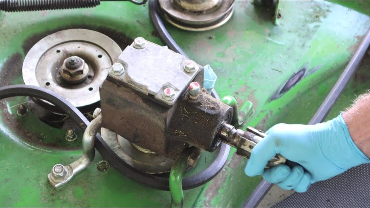 НЕИСПРАВНОСТЬ подшипника коробки передач John Deere 60D!