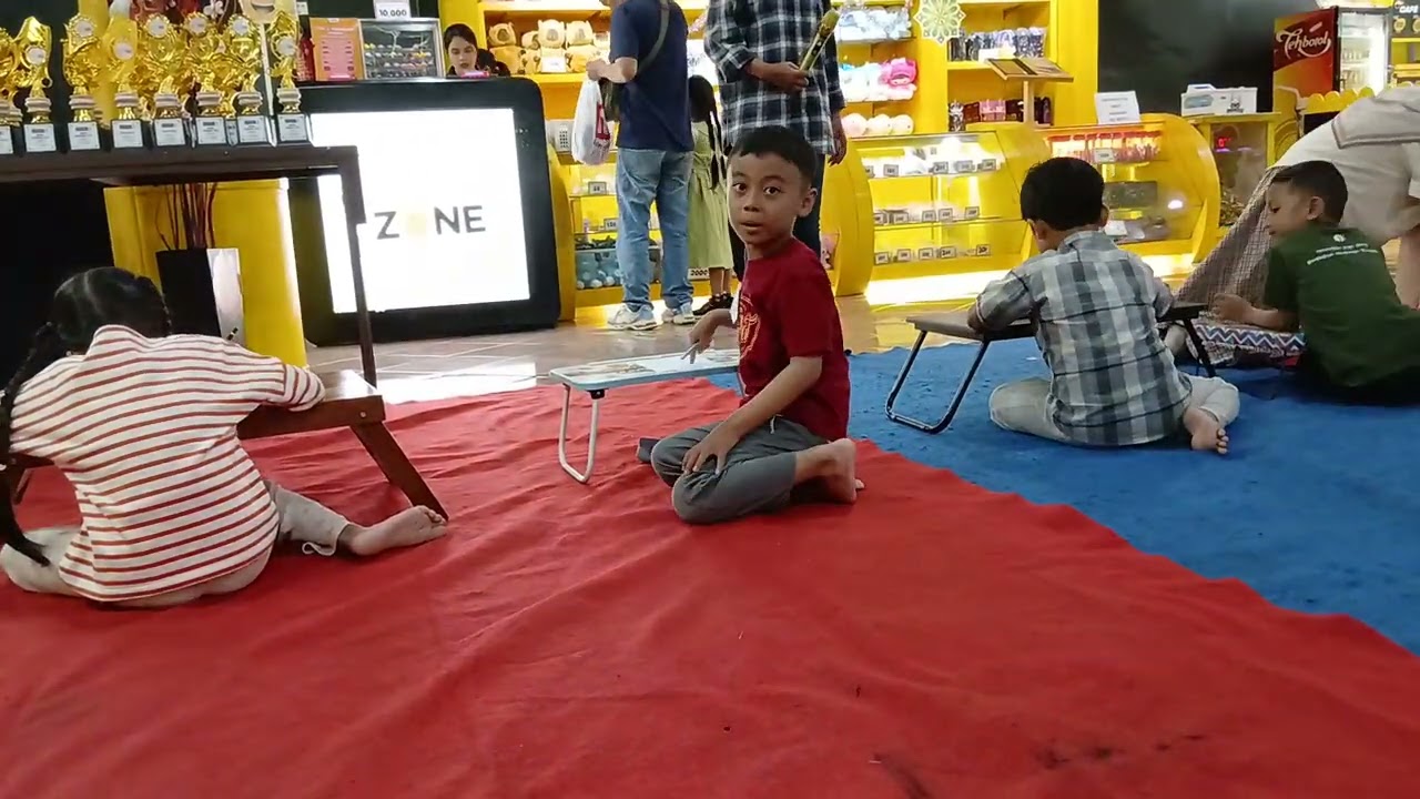 Suasana lomba zazizo EO di ramayanan alun-alun Malang