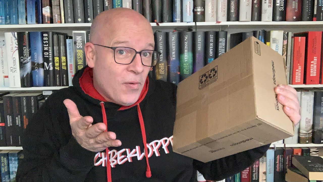 Buchpaket auspacken - Unerwartetes erwartet euch 