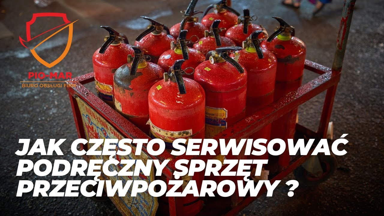Jak często serwisować podręczny sprzęt przeciwpożarowy - gaśnice i hydranty.