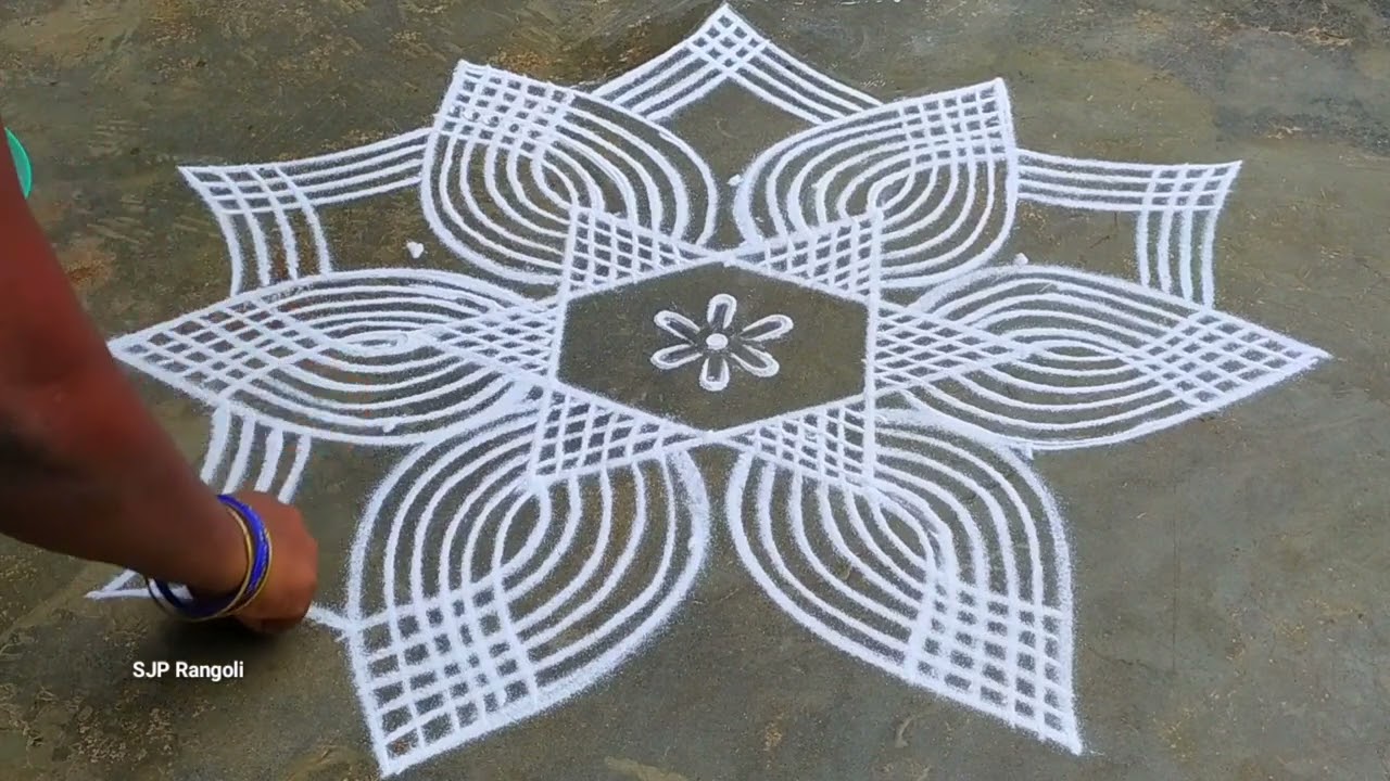Margazhi madham kolam / flowers padi kolam / easy muggulu