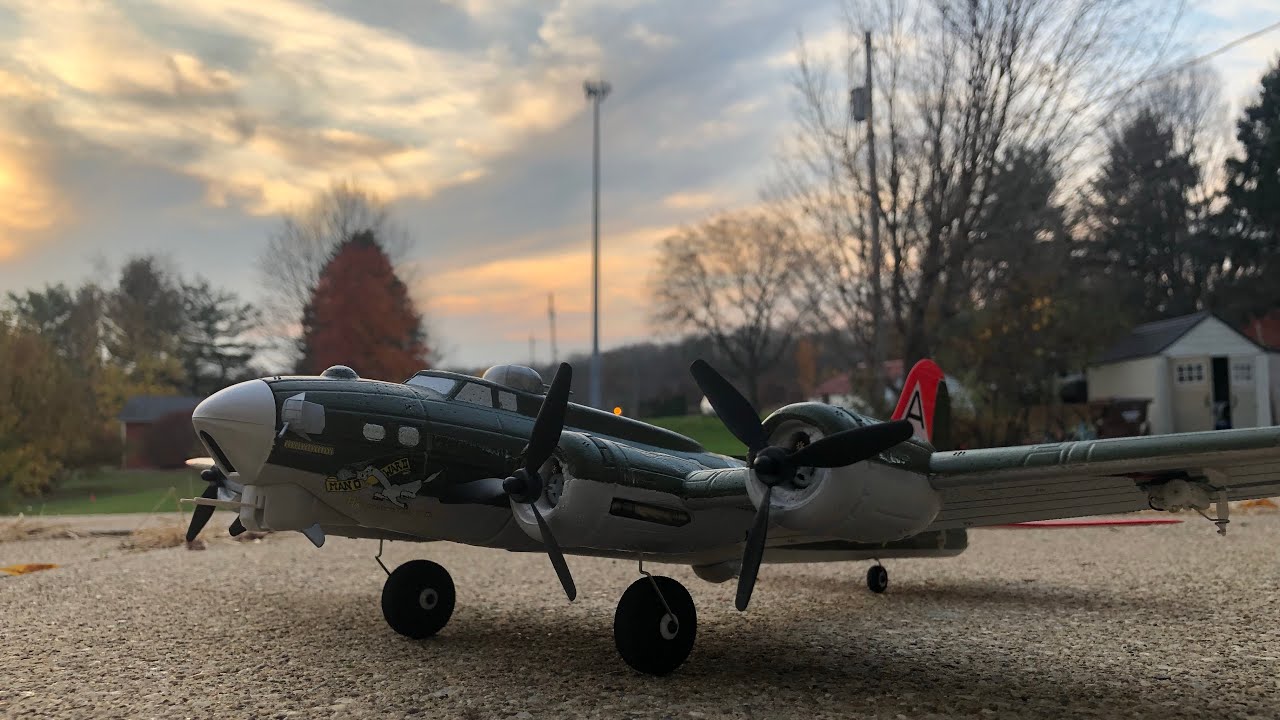 Eflite UMX B-17 review