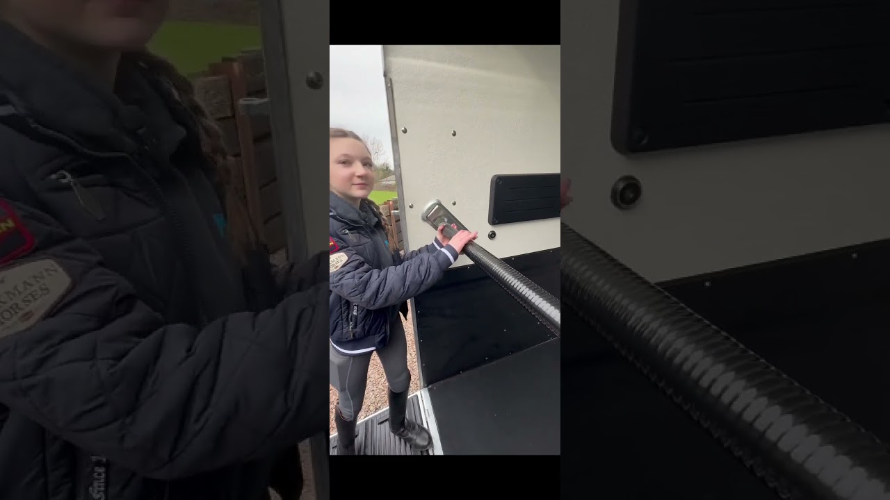 Tour of the Böckmann Master Horse Trailer 