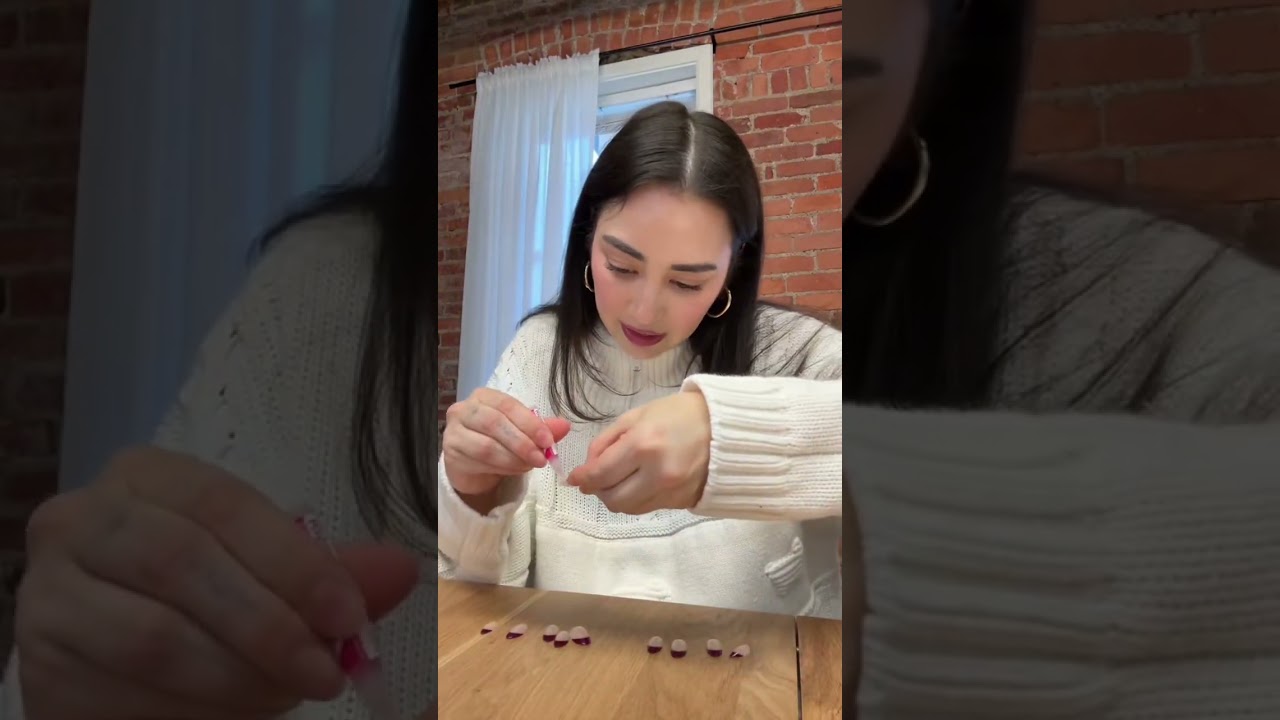 Do my nails with me on set!