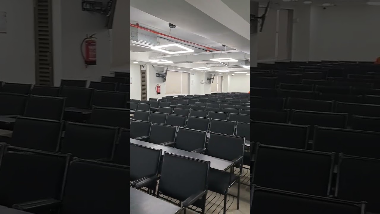 VISION IAS classroom  