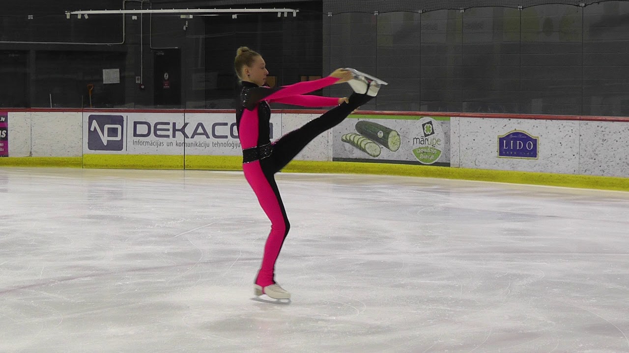 Jekaterina ALADJEVA, LAT, Intermediate Novice Girls