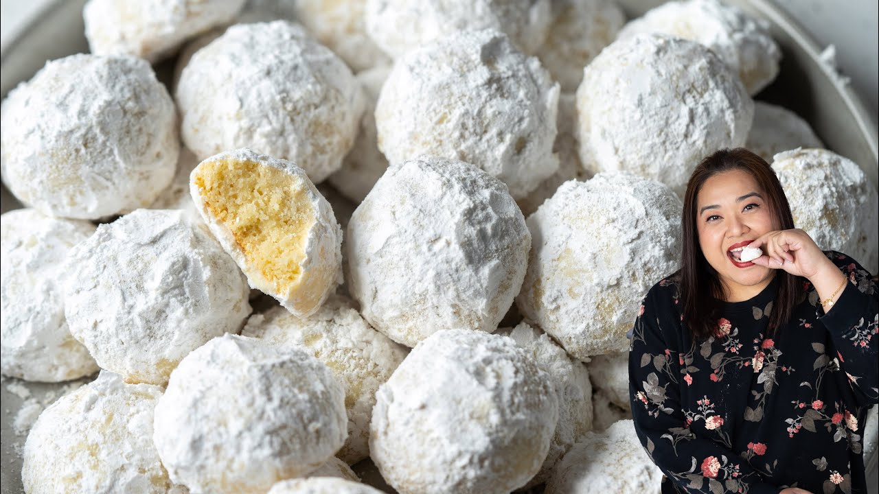 Snowball Cookies Without Nuts (Milky Arabic Cookies)