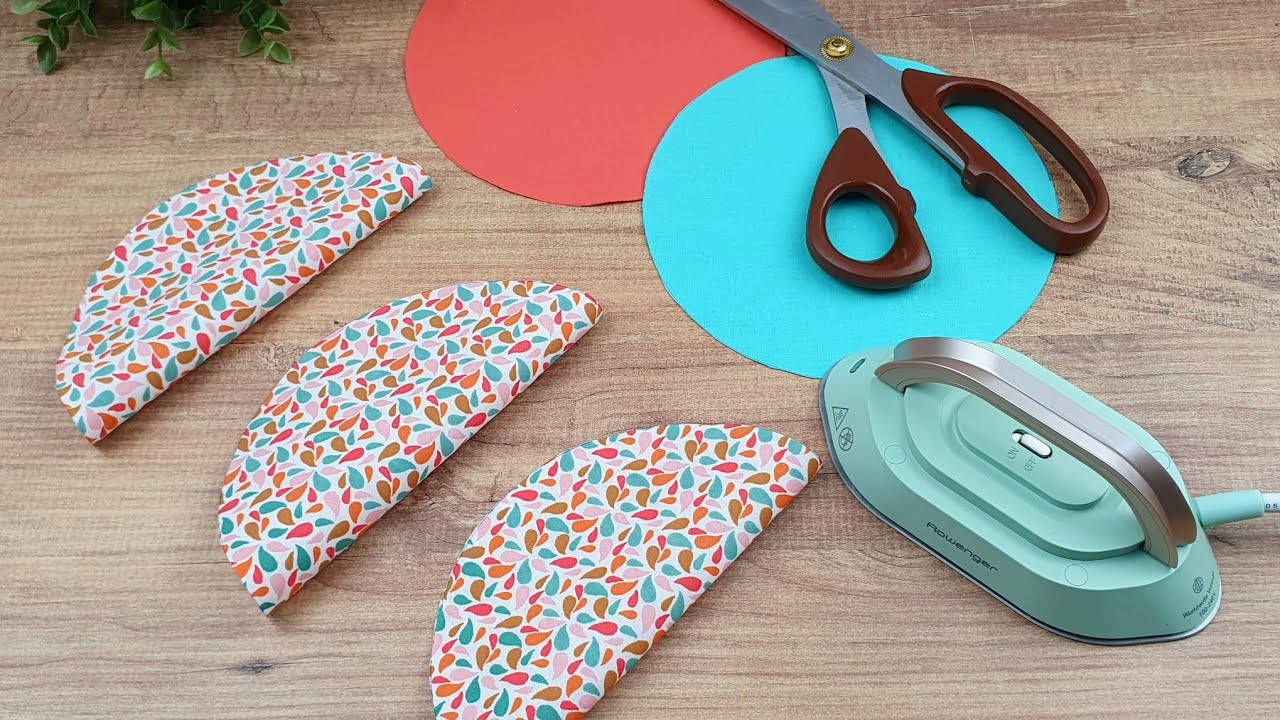 A low-cost, super easy DIY idea &mdash; perfect as a handmade gift for your loved ones 💕