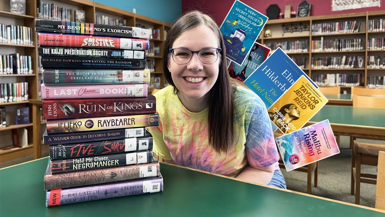 A Librarian's Summer Book Recommendations 🌴😎