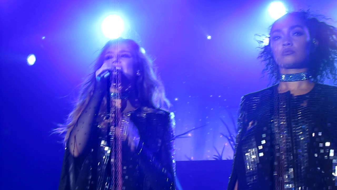 Little Mix - Secret Love Song, Pt. II - Live @ Get Weird Tour Barcelona