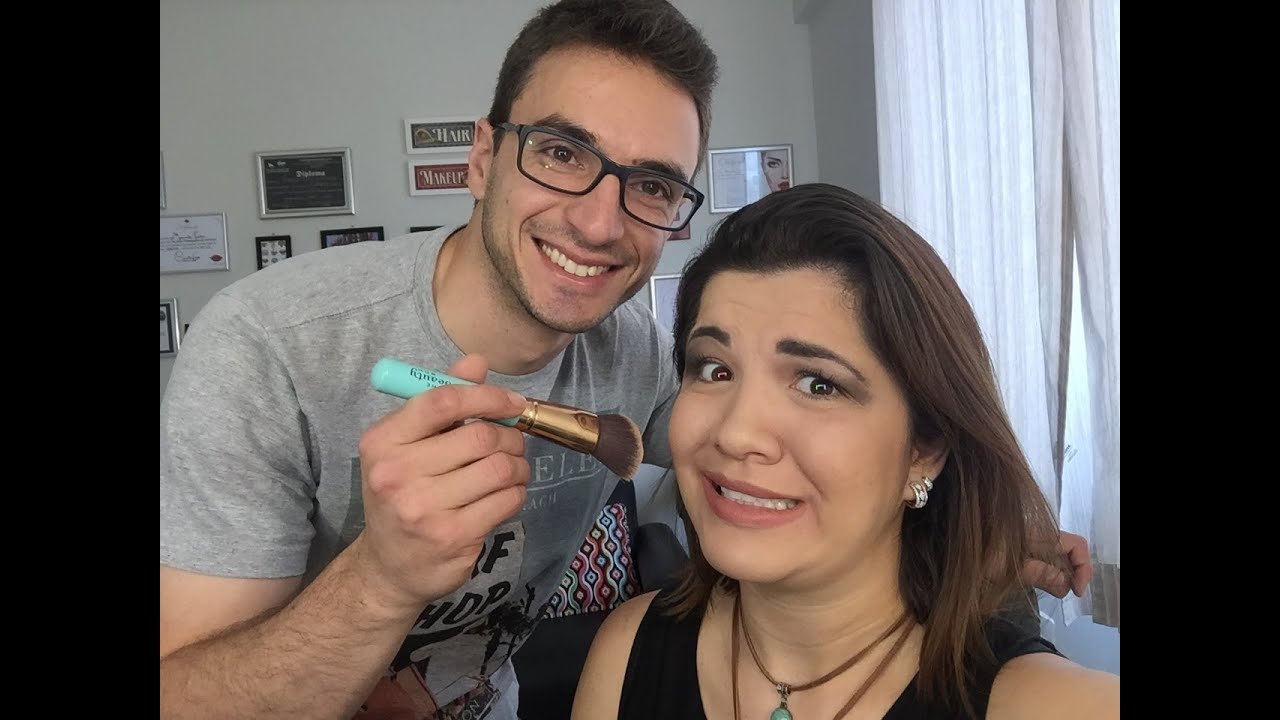 Desafio da Manu: Marido maquiando a esposa