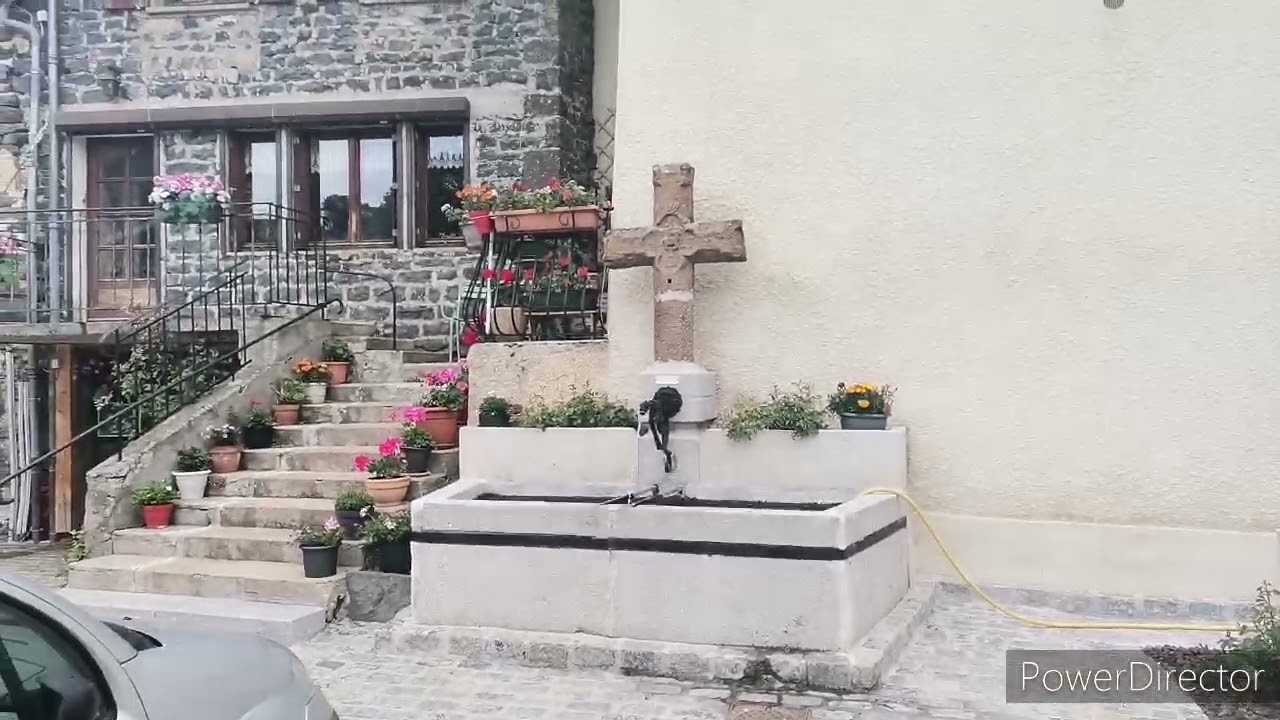 Compostelle: Mon Chemin de Compostelle/ Monbonnet __ refuge de la Béate 