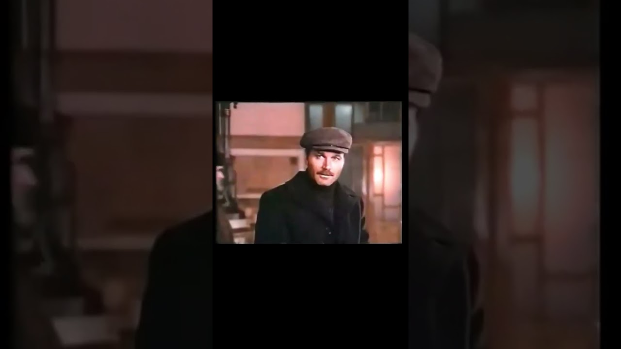 &laquo;Есть только два класса &mdash; пролетариат и буржуазия. Кто не за один класс, тот, значит, за другой&raquo;.