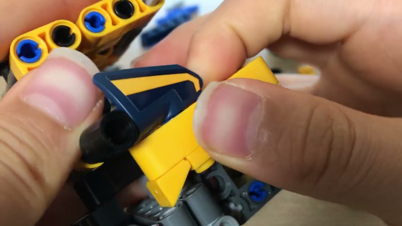 small random technic lego building 1-2 