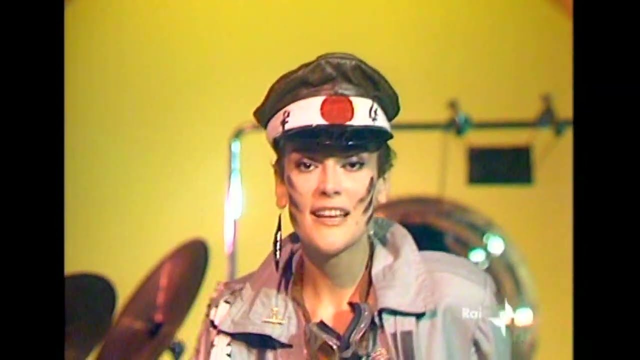 Donatella Rettore - Kamikaze Rock'n Roll Suicide (Official Video)
