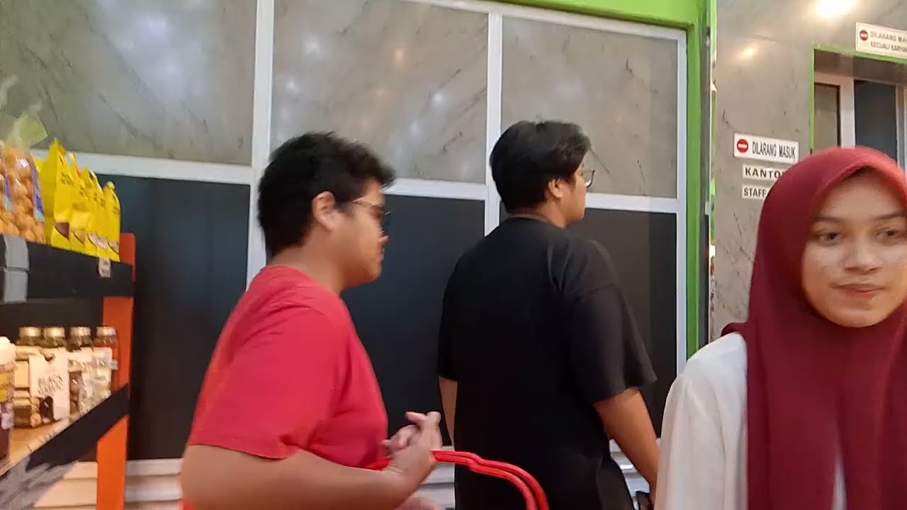 Satu Tempat Seribu Rasa #video #videoviral #pusatoleholeh #insyira#pekanbaru #riau 