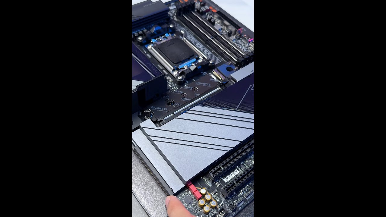 AORUS X870E/X870 motherboards Unboxing🔥